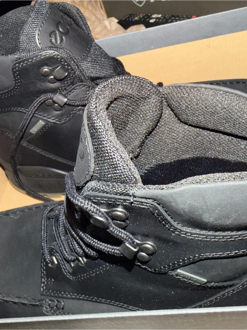 Ecco Men's Track 25 Moc Boot